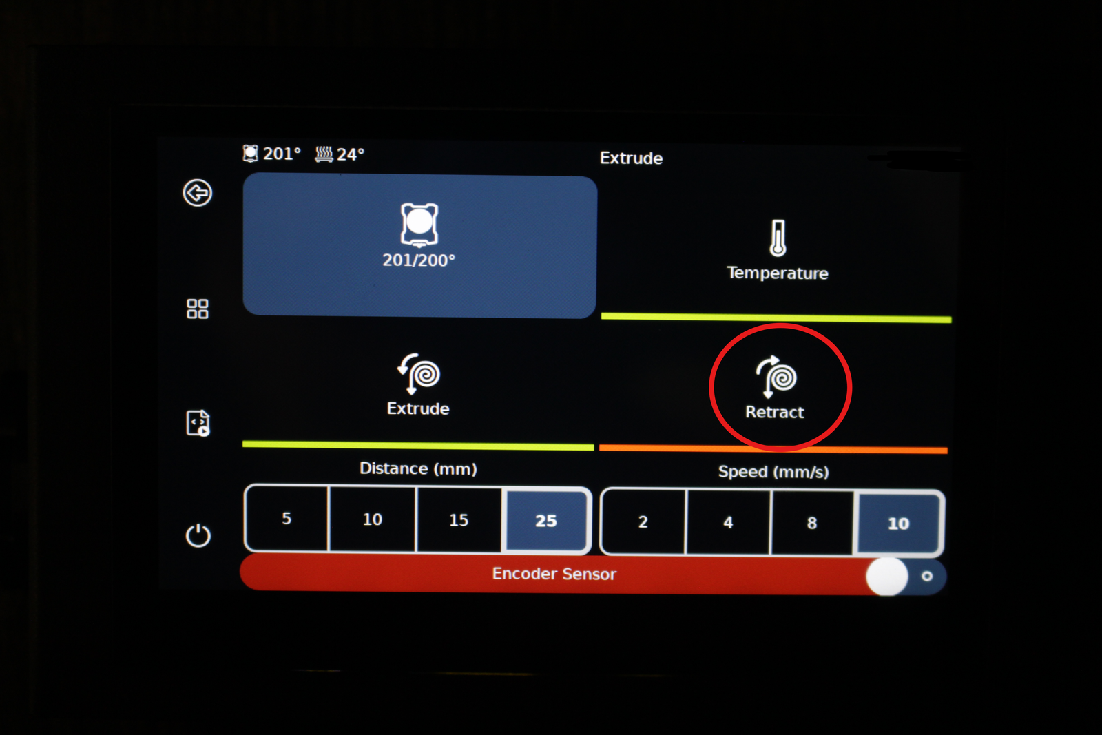 Retract button highlighted